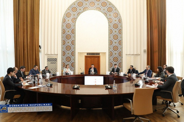 CBU hosts meeting with the Mastercard delegation at the Central bank of Uzbekistan
