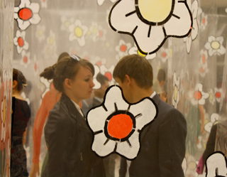Tran Trong Vu’s installation: unity in three dimensions