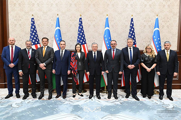 President of Uzbekistan receives the AUCC delegation