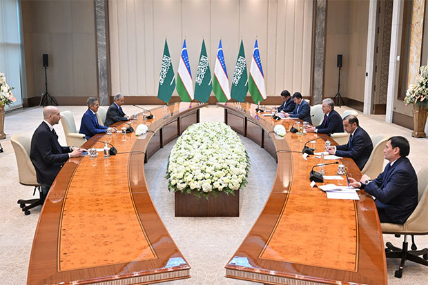 President of Uzbekistan Meets with Executives of Leading Saudi Companies