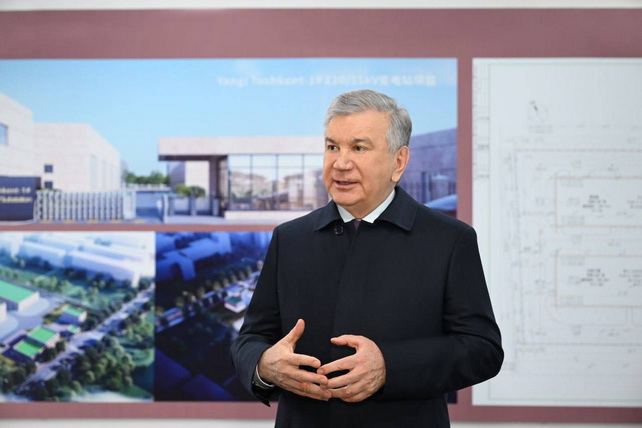 Mirziyoyev Reviews Trigeneration Plant and Energy Infrastructure of New Tashkent