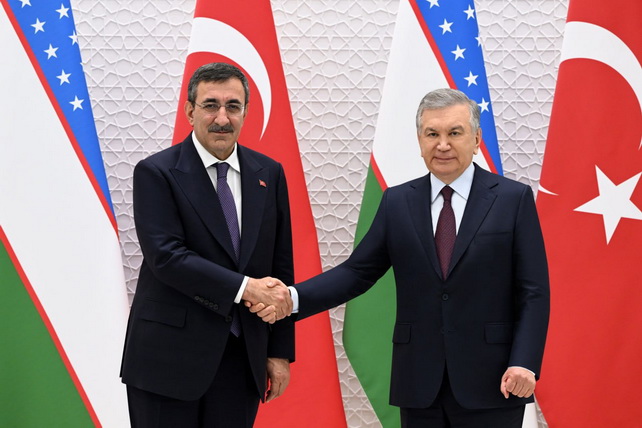 Uzbek President receives Turkish delegation led by Vice President Cevdet Yılmaz