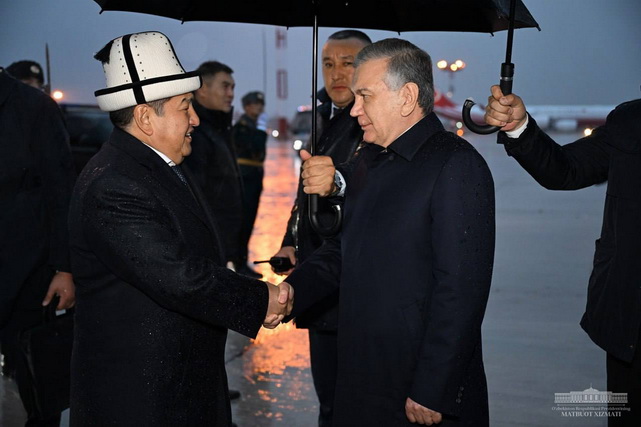 President of Uzbekistan completes visit to Bishkek