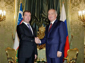 Uzbek leader congratulates Russian President with birthday
