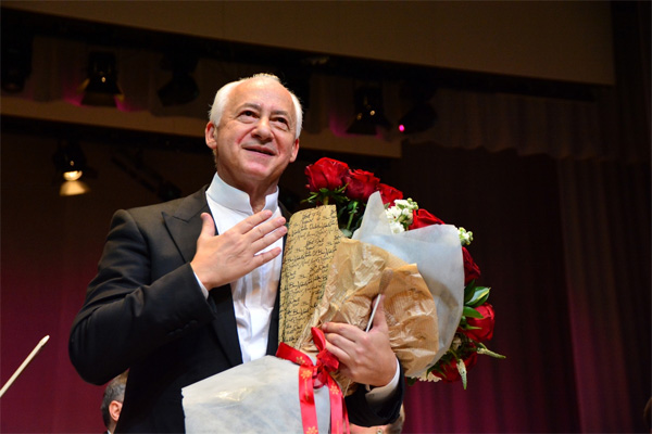 Vladimir Spivakov gives concert in Tashkent