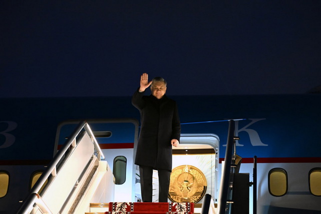 Uzbekistan’s President Concludes Working Visit to Saint Petersburg