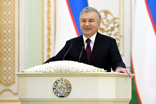 President of Uzbekistan Awards State Honors on the 34th Independence Anniversary