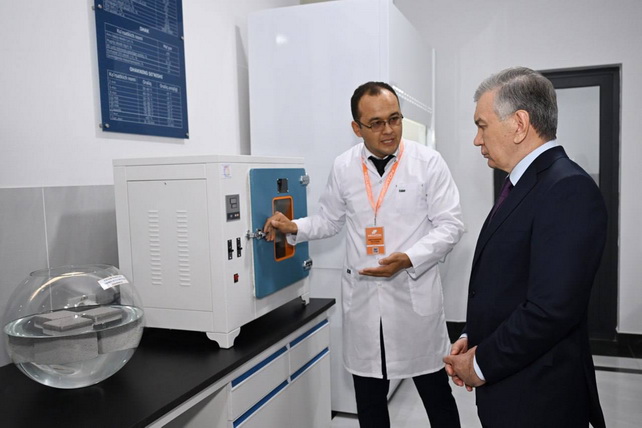 President Inspects Aerated Concrete Block Production at “Megaton” Plant