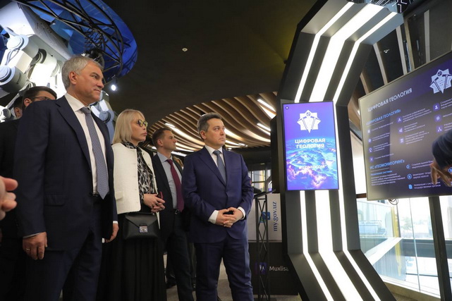 Rossiya delegatsiyasi Toshkentdagi IT Parkga tashrif buyurdi