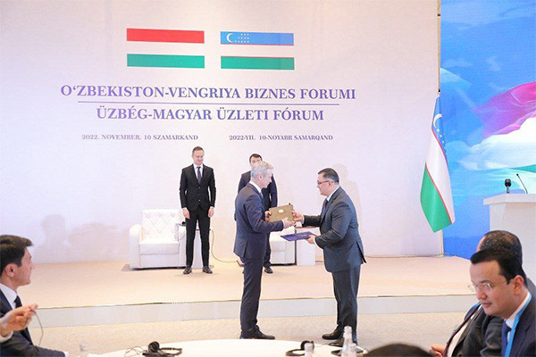 Uzbek-Hungarian business forum takes place in Samarkand