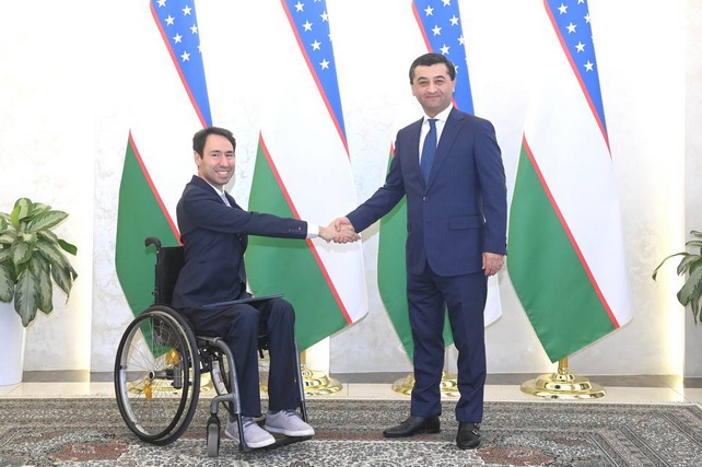 Uzbekistan’s MFA Receives Copies of Credentials from the French Ambassador