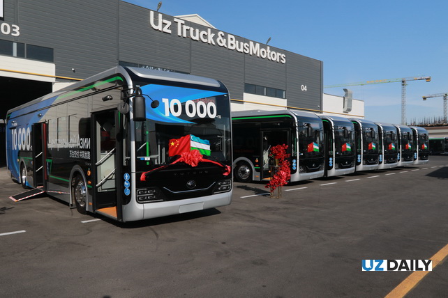Ўзбекистон 202 та янги YUTONG электробусларни қабул қилди