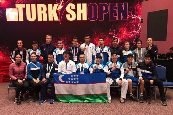 Uzbek taekwondo fighters win 12 medals in Turkey