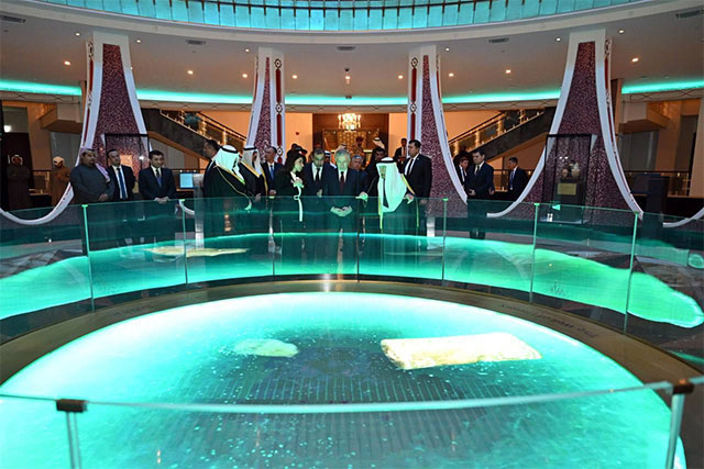 President of Uzbekistan visits the “As-Salam Palace” Museum