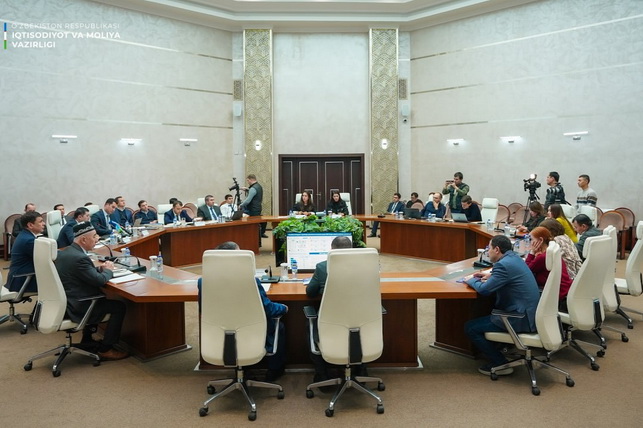 Ўзбекистон иқтисодиёти 2025 йилда 7,7 фоизга ўсади, бюджет тақчиллиги ЯИМнинг 2,1 фоизини ташкил қилади