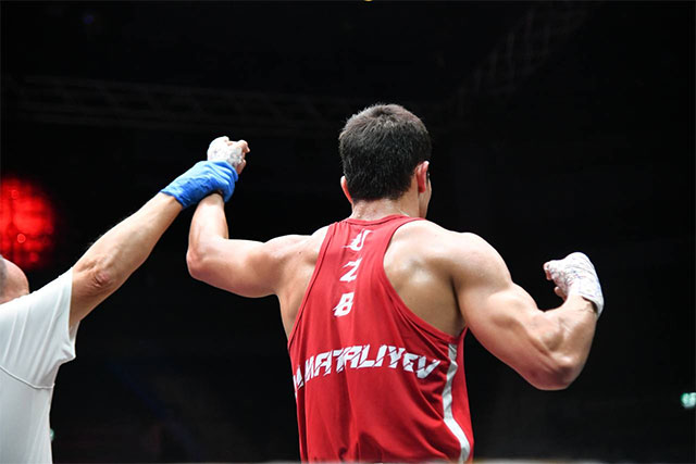 Javokhir Ummataliyev advances to the final of the World Boxing Championships