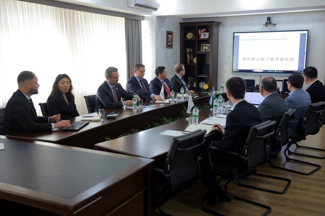Ўзбекистон ва ЕТТБ барқарор қишлоқ хўжалигини муҳокама қилишди
