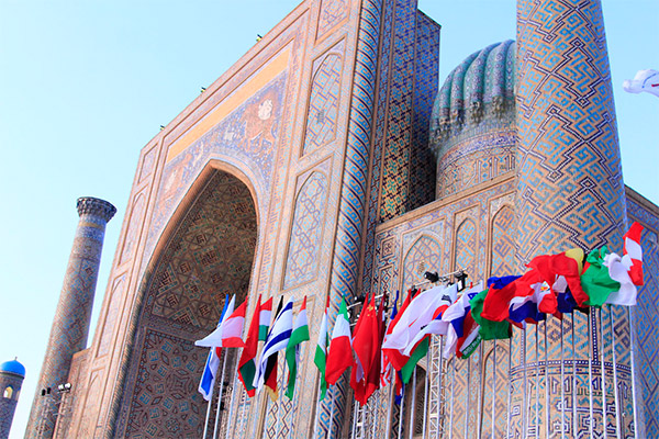 Festival “Shark taronalari” kicks off in Samarkand