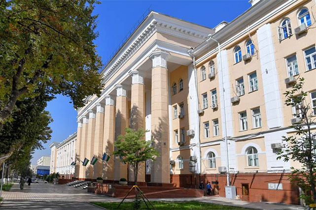 Uzbekistan Abolishes Agency for Information and Mass Communications