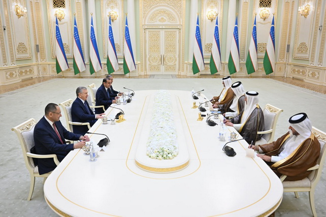 President of Uzbekistan meets with heads of international sports organizations