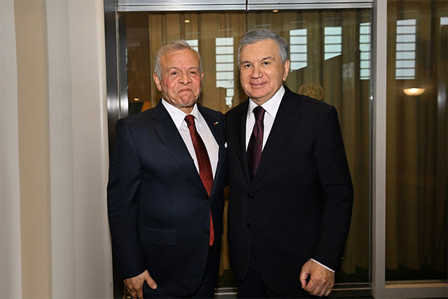 President of Uzbekistan Meets with King of Jordan
