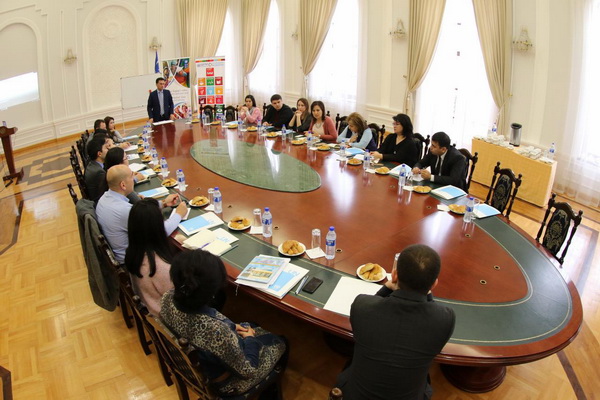 Mobile Application “Job Café” to order market for dayworkers
