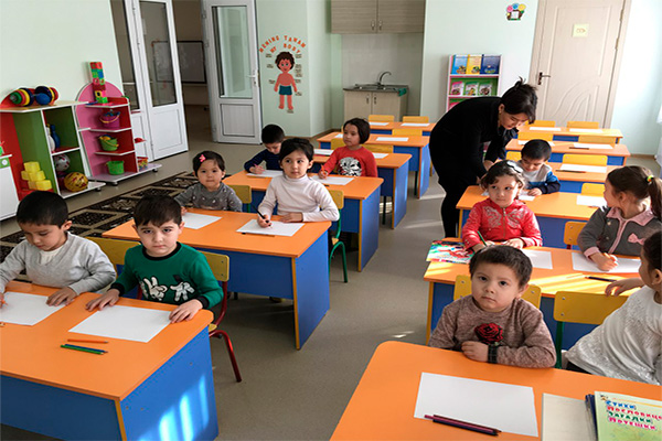 Uzbekistan Approves Procedure for Childcare Payments to Single Working Parents
