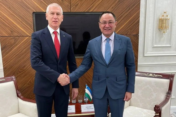 Uzbek, Russian sport ministers hold a meeting in Khiva