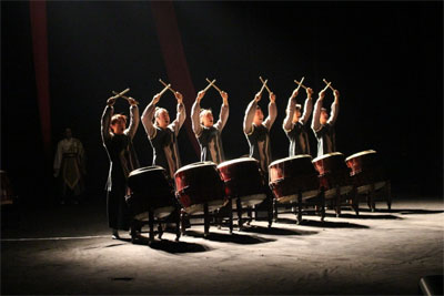 Heboma presents ‘Pound it, Macbeth!’ play in Tashkent