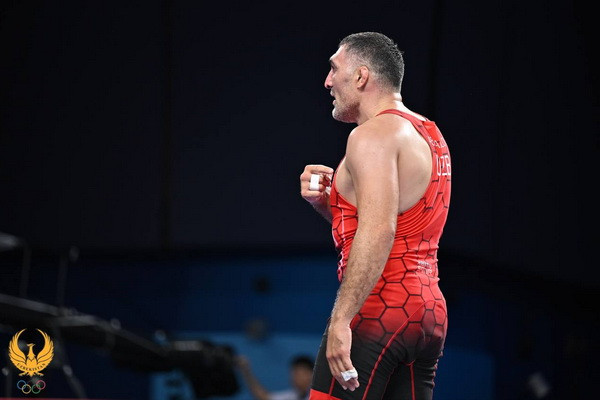 Rustam Assakalov defeated in quarterfinals at Paris 2024 Olympics