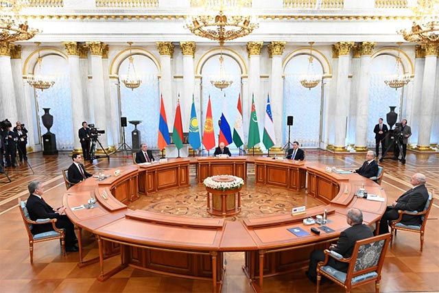 President of Uzbekistan Participates in Informal CIS Leaders’ Meeting