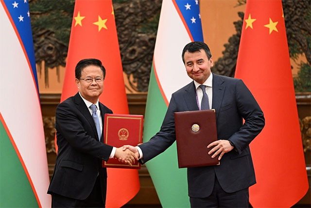 Uzbekistan and China Sign Package of Agreements Following Talks Between Shavkat Mirziyoyev and Xi Jinping