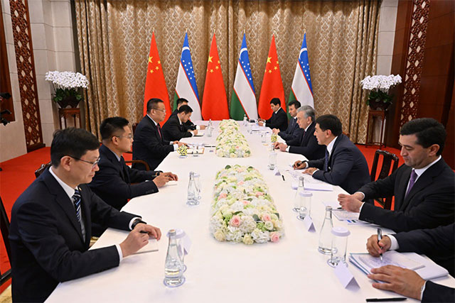 President of Uzbekistan Discusses Prospective Peaceful Nuclear Projects with CNNC