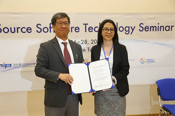 IUT students learn open source software