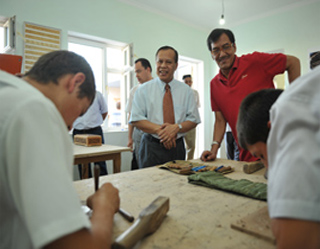 Woodcarving studio launched in Tashkent region