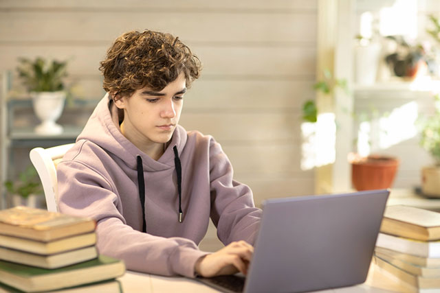 Yandex Uzbekistan talabalar va IT-mutaxassislar uchun Coding and Math Contest intellektual tanlovini boshladi