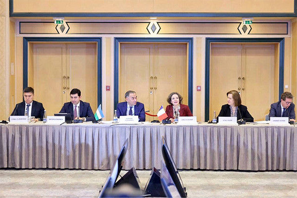 Uzbekistan, AFD hold annual consultations to develop constructive cooperation