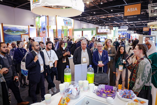 WTM London 2025 кўргазмасида Ўзбекистон стендига ташриф буюрганлар саёҳат пакетларини ютиб олишди