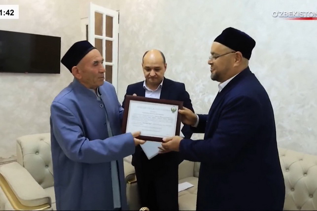 Uzbekistan sends 100 citizens on free Hajj pilgrimage
