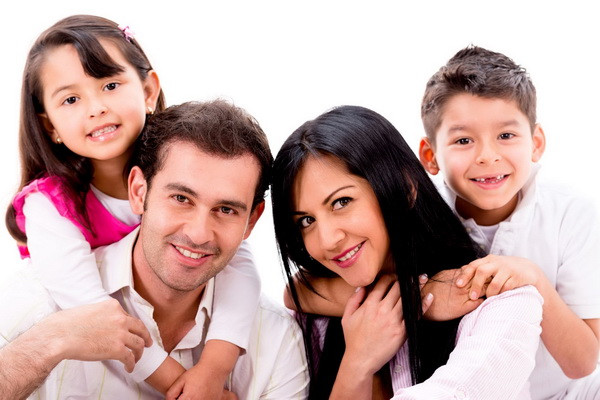 Proportion of families with 2 children is the largest among families with children in Uzbekistan