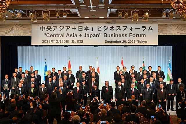 President of Uzbekistan Participates in Central Asia + Japan Dialogue Business Forum