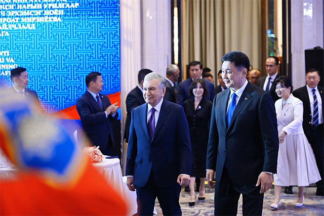 Presidents of Uzbekistan and Mongolia Attend Joint Concert of Performing Arts Masters
