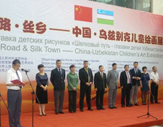 Paintings of Uzbek children presented in Hangzhou