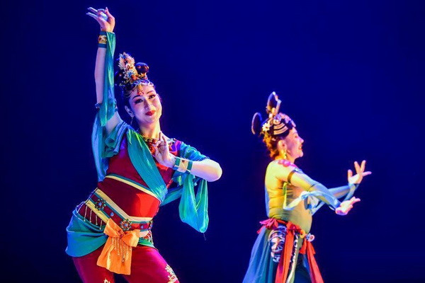 Xinjiang creates a brilliant image of the "land of song and dance"