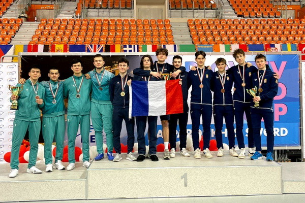 Uzbek saber fencers become second in the World Cup and climbed to second place in the world ranking