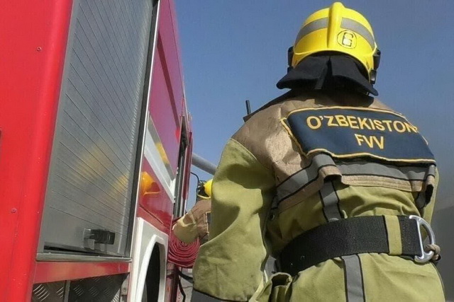 Toshkent shahrida ikki Mercedes-Benz avtobusi yonib ketdi
