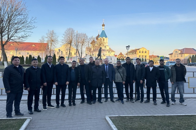 Ўзбекистон тадбиркорлари Витебск вилоятида чорвачилик салоҳиятини ўрганмоқда