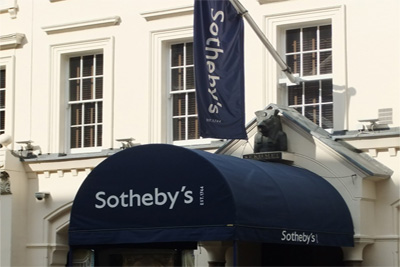 Four Uzbek suzanes sold for 44,000 pounds at Sotheby’s auction