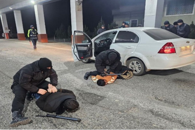 Qurol, giyohvand moddalar va inson savdosi: huquq-tartibot idoralari butun mamlakat bo‘ylab reydlar o‘tkazdi