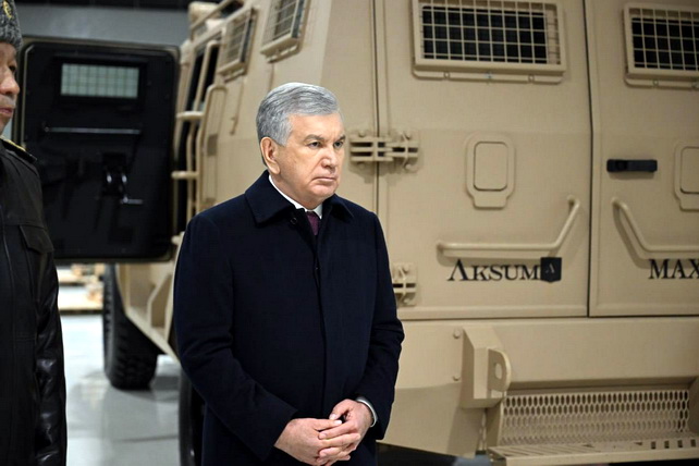 Shavkat Mirziyoyev Reviews Capabilities of Uzbekistan’s Defense Industry